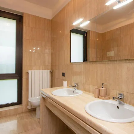 Dream Apartment Gardone Riviera